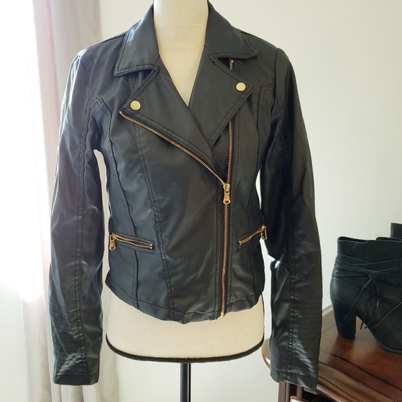 New Look Jackets & Blazers - Faux Leather Moto Jacket Black w Gold Zipper